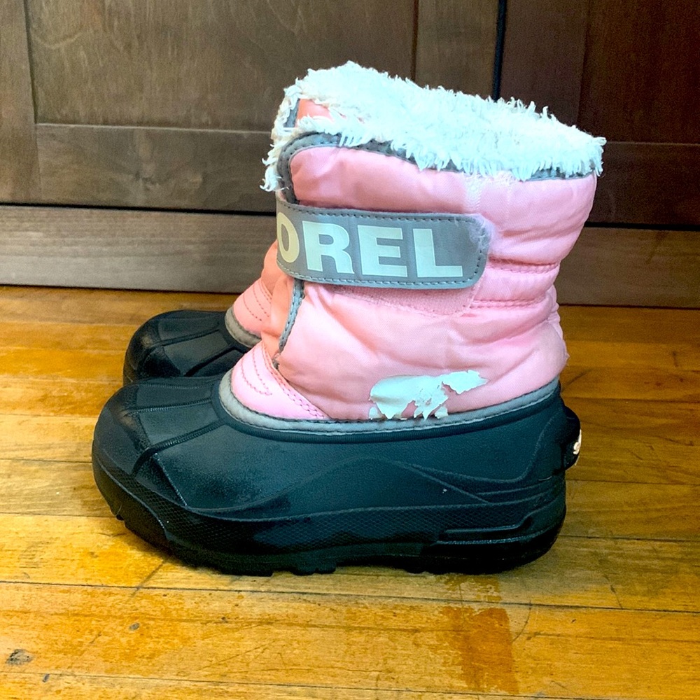 Used Sorel snow boots